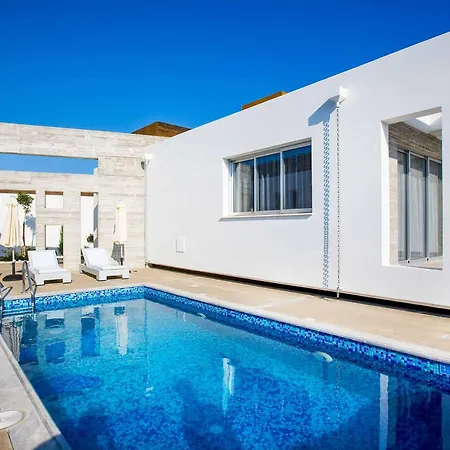 Cerulean וילה Paphos