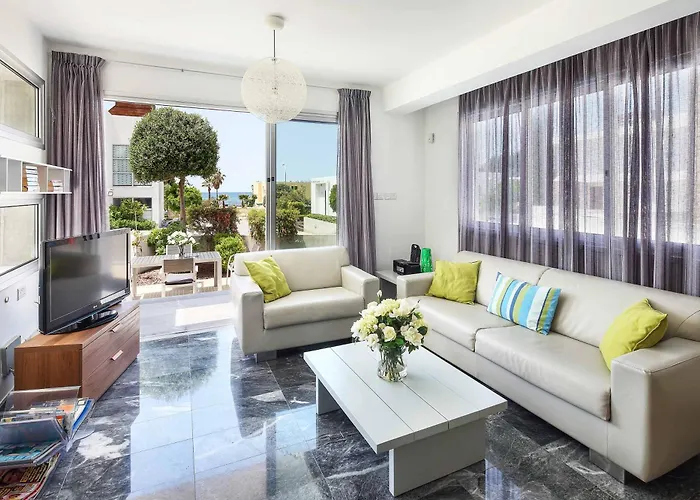 Willa Cerulean Pafos